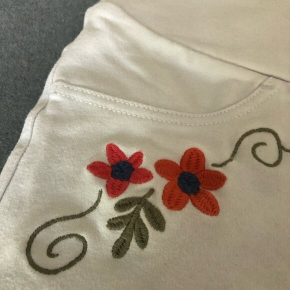 Capris - Picture 3 of 6